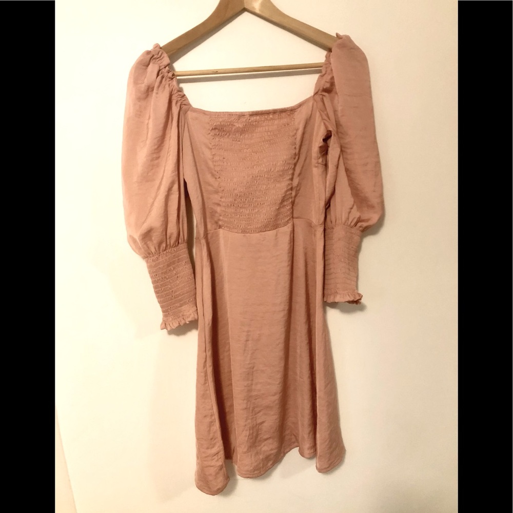 H&M milkmaid dress - Picture 2 of 2